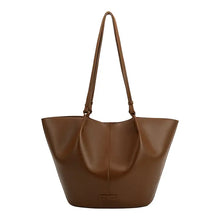  Lydia Shoulder Bag - Saddle