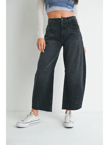  Barrel Jean w/ Seams - Washed Black