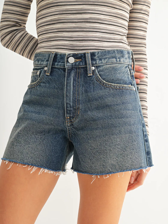 Aline Short