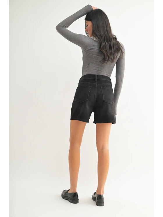 Criss Cross Short